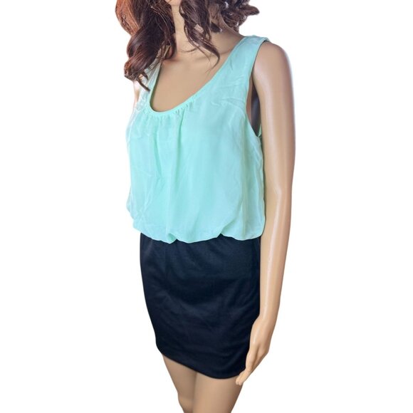(5 for $25)Wet Seal Chiffon Top Colorblock Dress in Mint/Black Size Medium  NWT - Picture 1 of 9